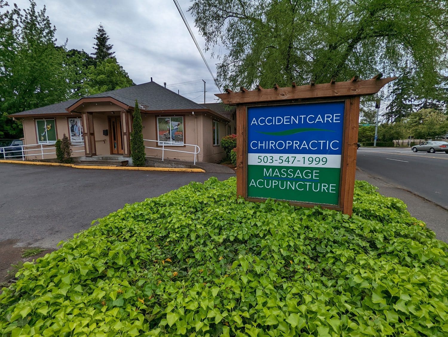 Hillsboro Accident Care Chiropractic & Massage outside.