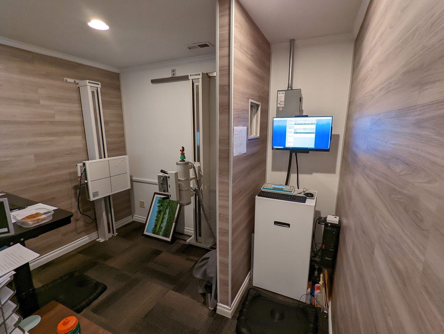 Hillsboro Accident Care Chiropractic & Massage X-Ray room.