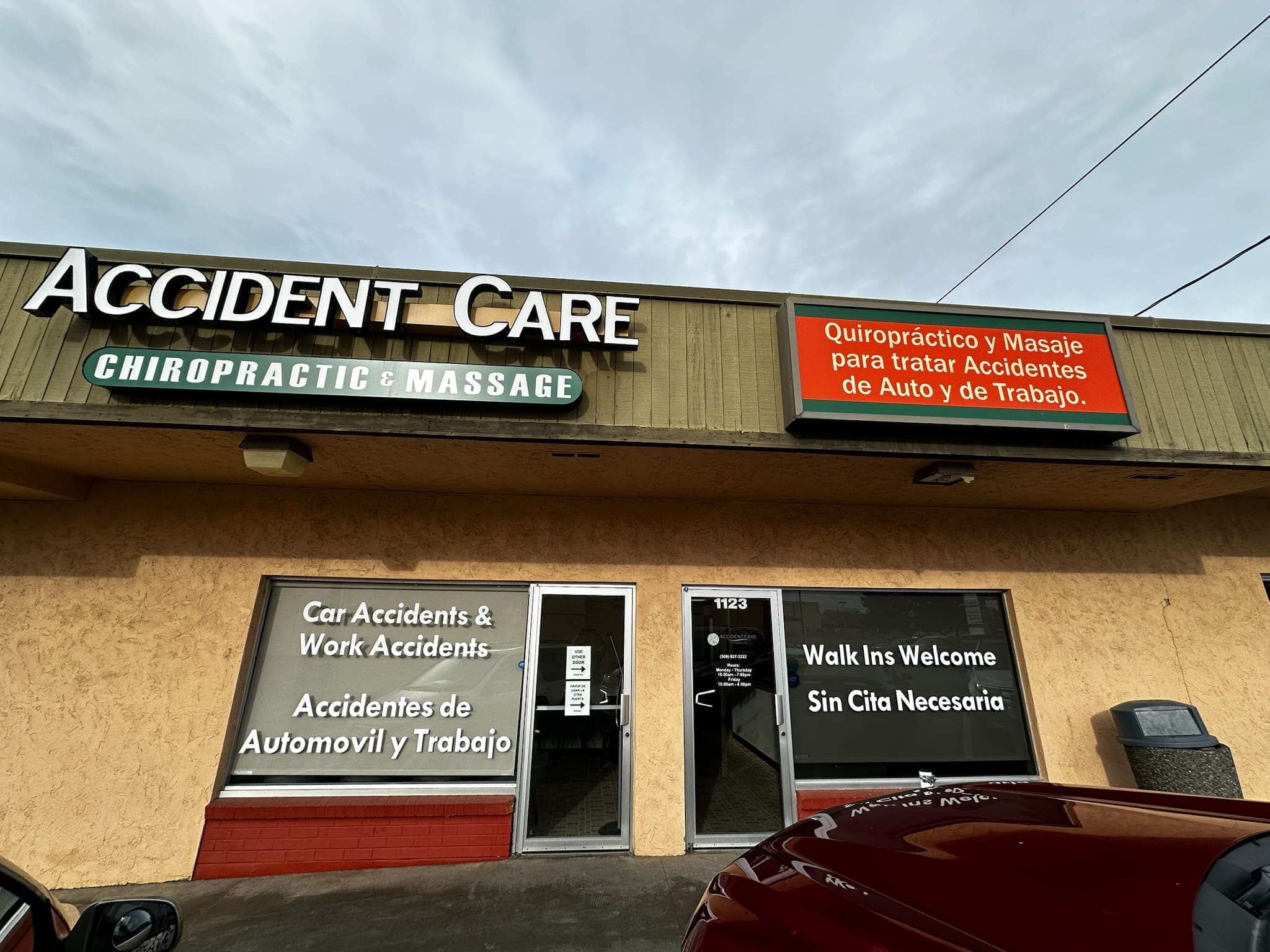 Accident Care Chiropractic Pasco exterior of building with logo sign.