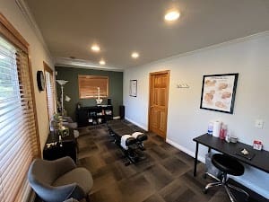 Accident Care Chiropractic place picture