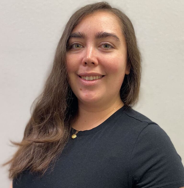 How Chiropractors Treat Stuffy Ears & Ear Infections