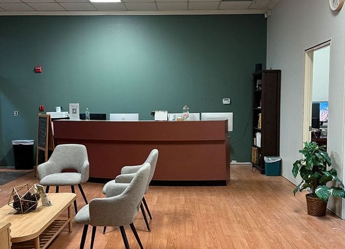 East Lakewood Chiropractic Clinic Front Desk